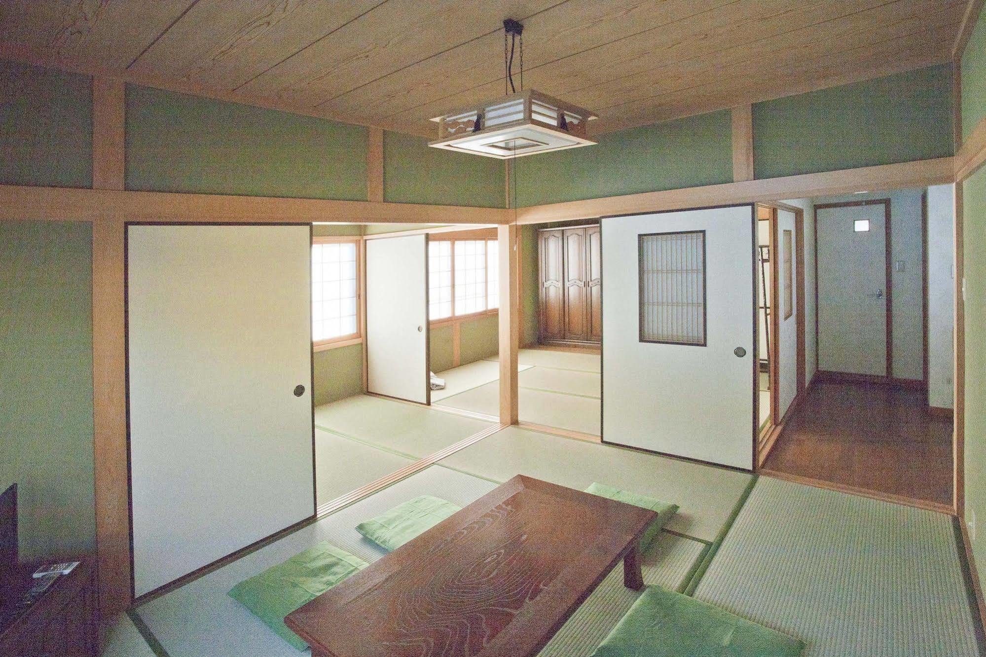 Dormitory Sandanya Guesthouse Shirahama Exterior photo